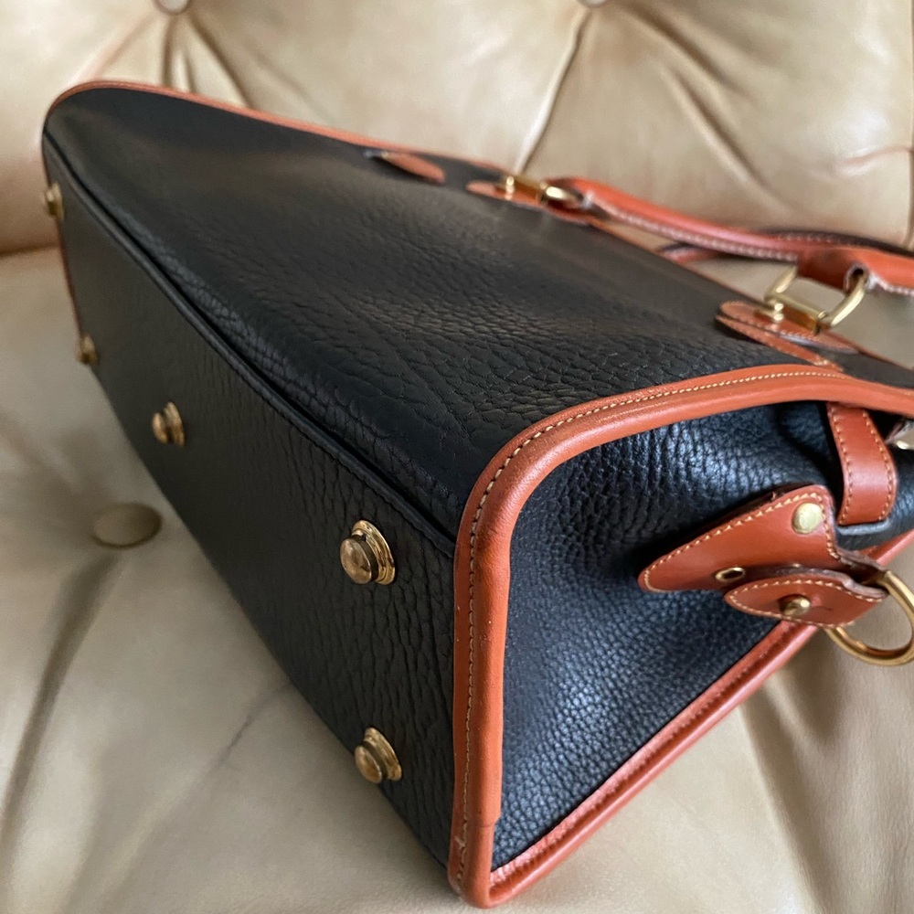 LKNW Vintage Dooney & Bourke Pebbled Leather Satchel Buckle AWL - Picture 8 of 15